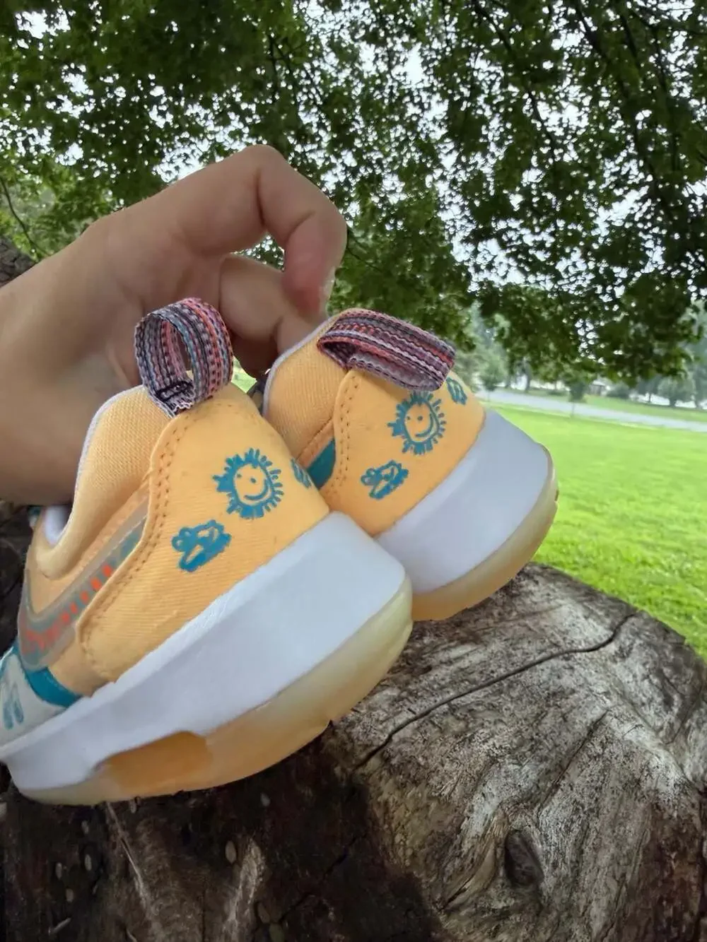 Nike Air Max Motif SE GS Kids Sneakers Orange/Blue Size 1Y
